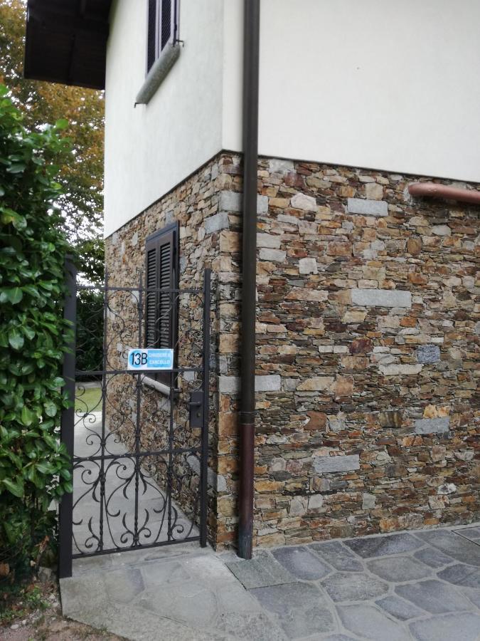 Вилла Casale Cadeloro Nebbiuno Экстерьер фото