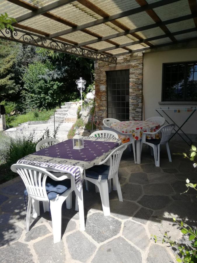 Вилла Casale Cadeloro Nebbiuno Экстерьер фото